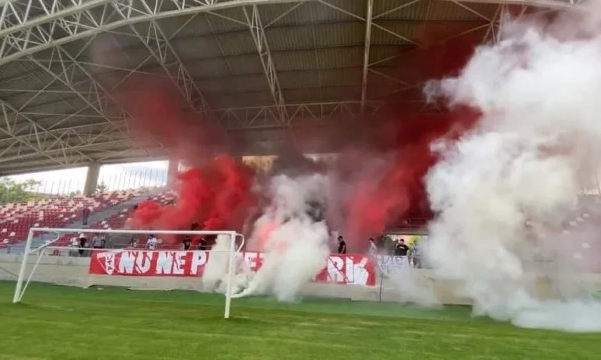 Suporterii UTA-ei - printre semnatarii scrisorii către Guvern, de revenire a fanilor pe stadioane