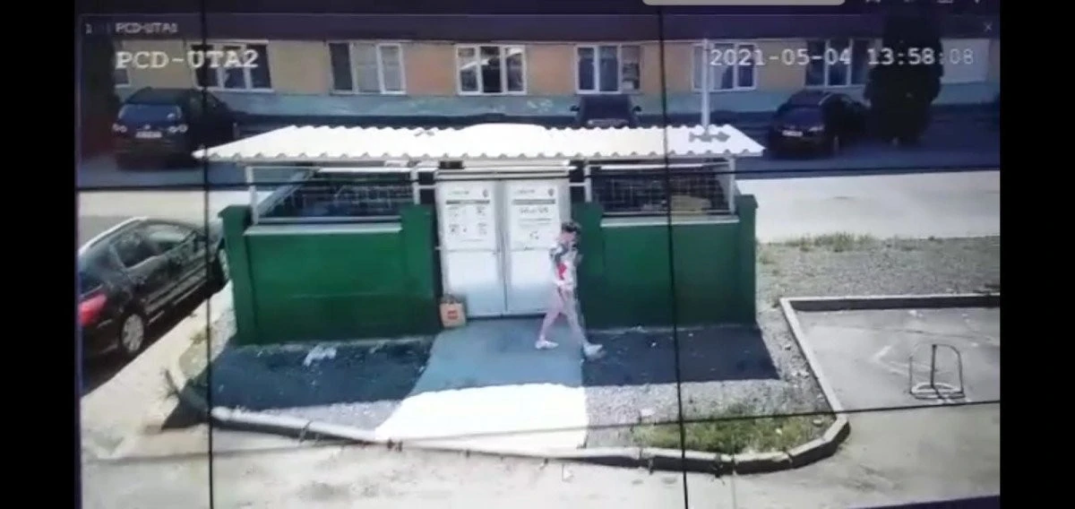 Surprins pe camerele video cum a aruncat gunoiul lângă tomberon. Tânărul s-a ales cu 1.000 lei amendă