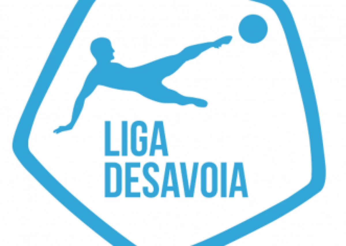 Suspans şi multe reuşite, în Liga Desavoia la minifotbal