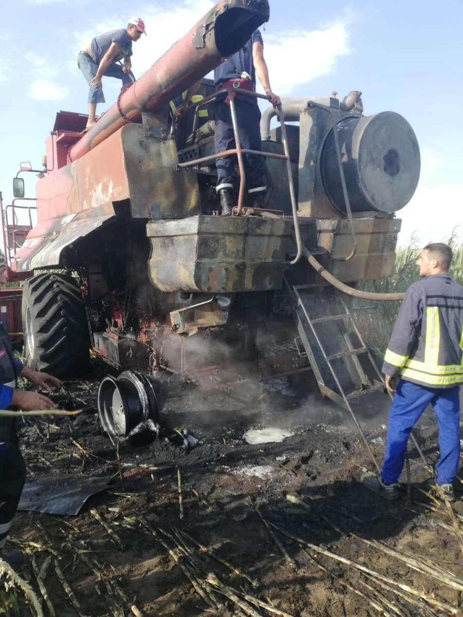 Sute de hectare distruse și aproape 100 de intervenții ale pompierilor în șase zile
