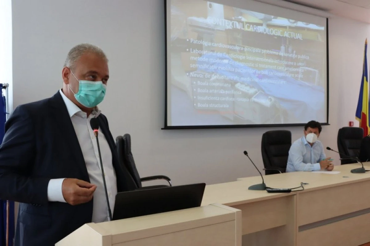 Sute de pacienți au fost tratați în ultimul an, în Laboratorul de Cardiologie Intervențională, din cadrul Spitalului Județean Arad
