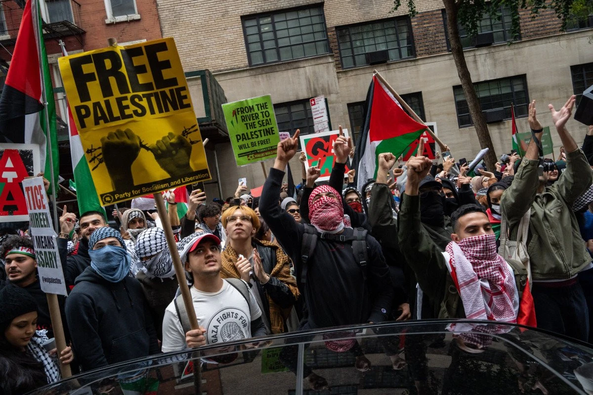 Sute de persoane au fost arestate după manifestaţia pro-Palestina din New York