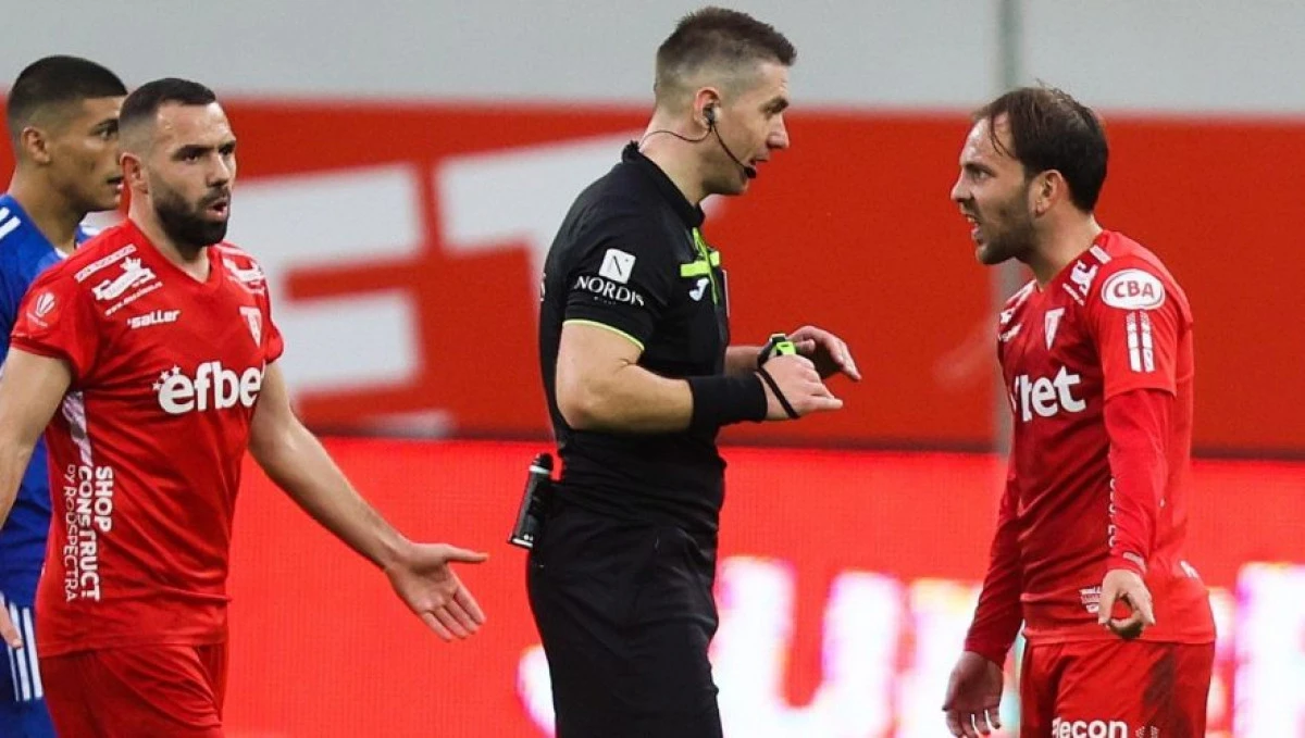 Szabolcs Kovacs va arbitra la centru meciul din ultima etapă, dintre Dinamo și UTA!