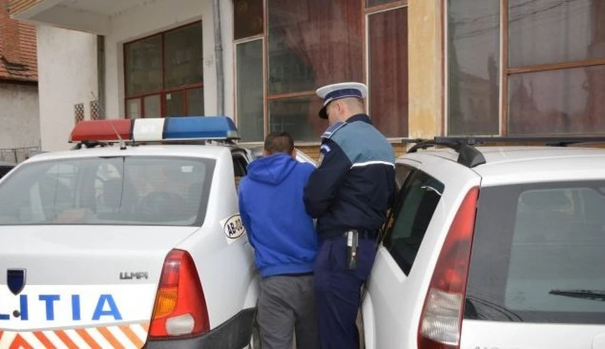 Tânăr din Botoșani, reținut pentru furt în Arad