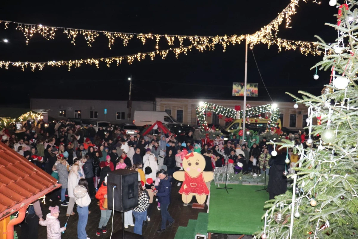 Târg de Crăciun, concert și seri de colinde în comuna Șiria (FOTO)