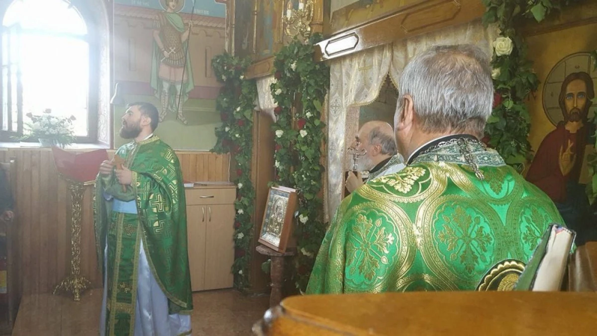 TÂRNOSIREA BISERICII DIN PRĂJEȘTI, PRILEJ DE MARE BUCURIE ÎN PROTOPOPIATUL SEBIȘ