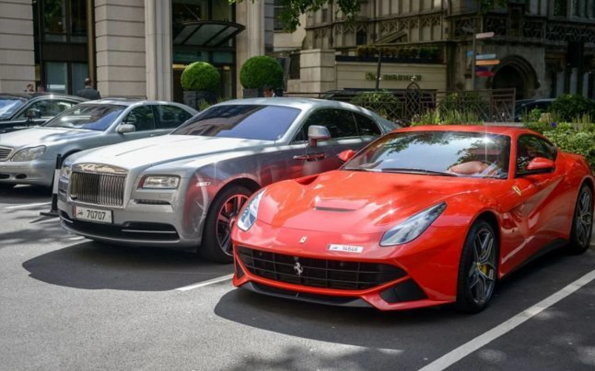 Taxă pentru mașinile de lux. De la ce valoarea se vor impozita suplimentar autoturismele