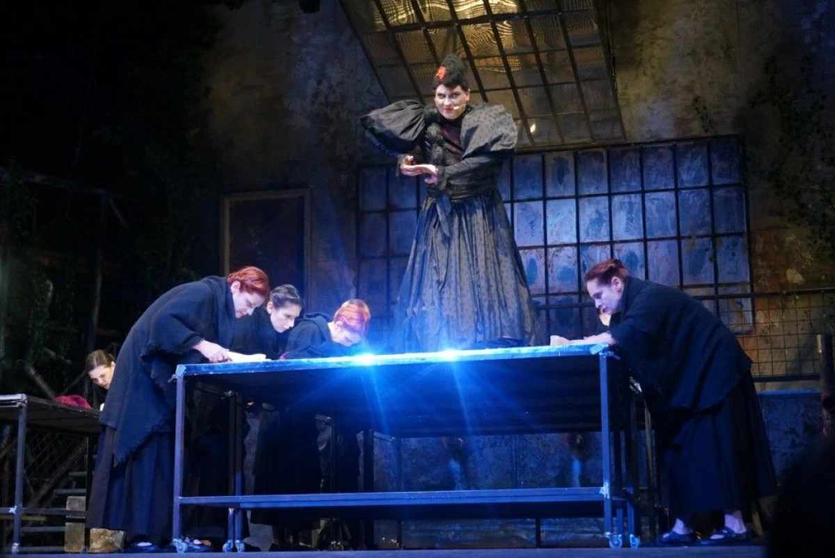 TEATRUL CLASIC A REPREZENTAT ROMANIA LA"BURSA INTERNATIONAL BALKAN COUNTRIES THEATRE FESTIVAL"