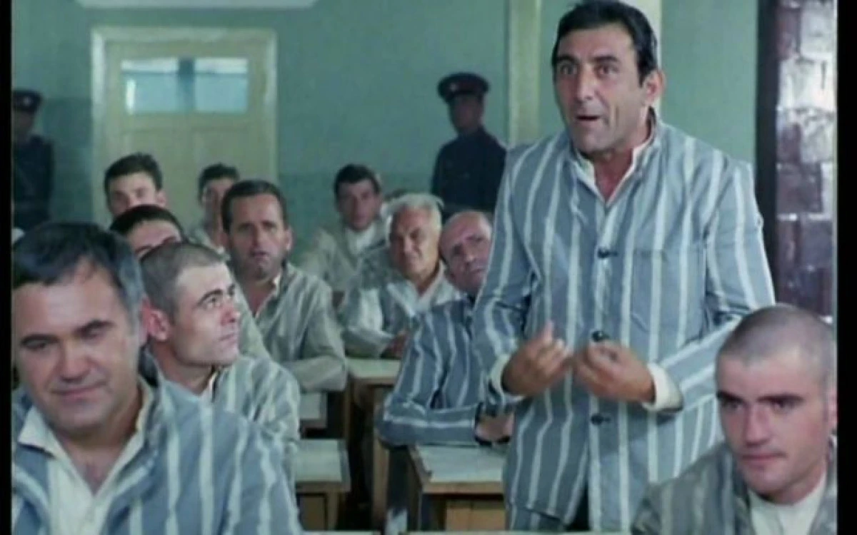 Televiziunile, obligate prin lege să subtitreze filmele româneşti