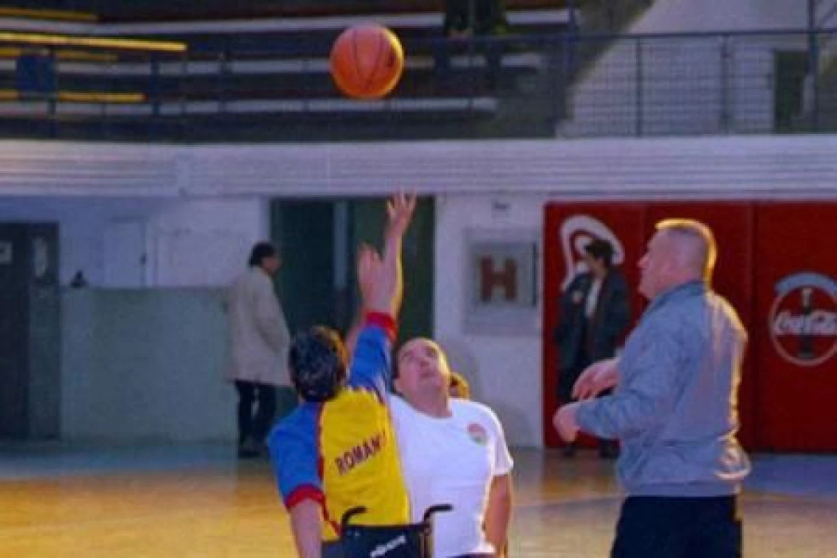 TEMERARII ARAD PARTICIPA LA TURNEUL CAMPIONILOR DE BASCHET IN FOTOLIU RULANT