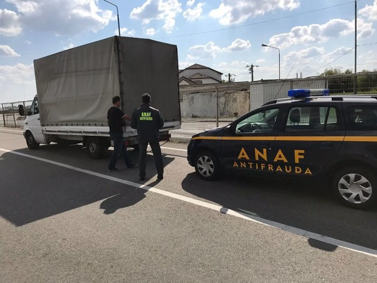 Textile în valoare de 126.473 lei, confiscate de inspectorii antifraudă în Arad