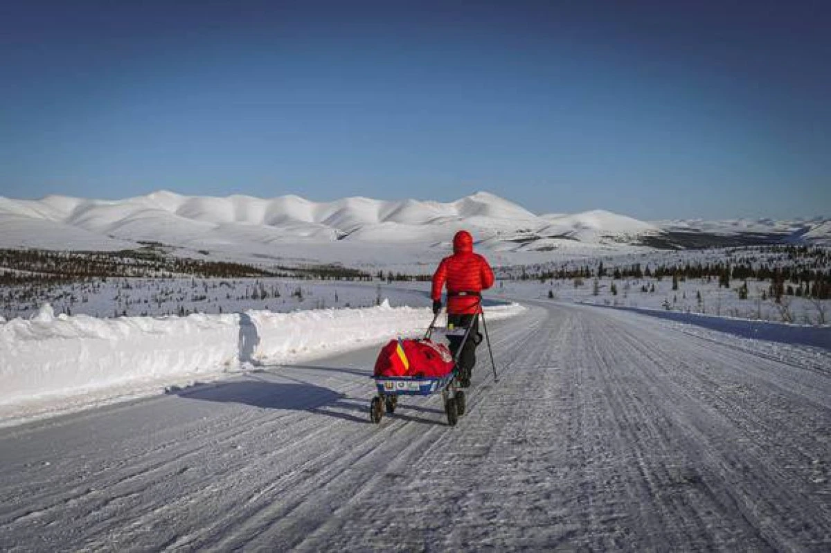 Tibi Uşeriu conduce detaşat maratonul "6633 Arctic Ultra"