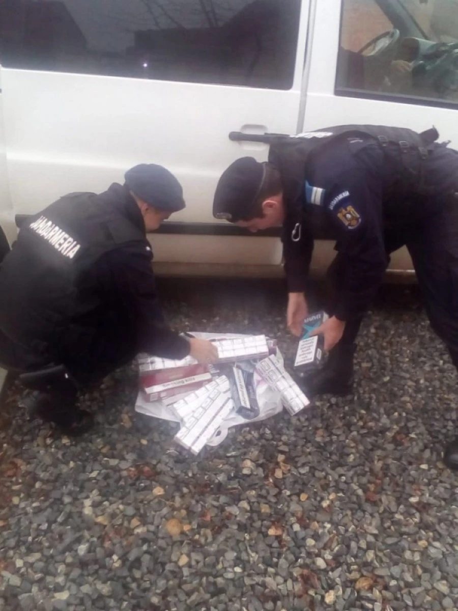 Țigări de contrabandă, confiscate de jandarmii arădeni