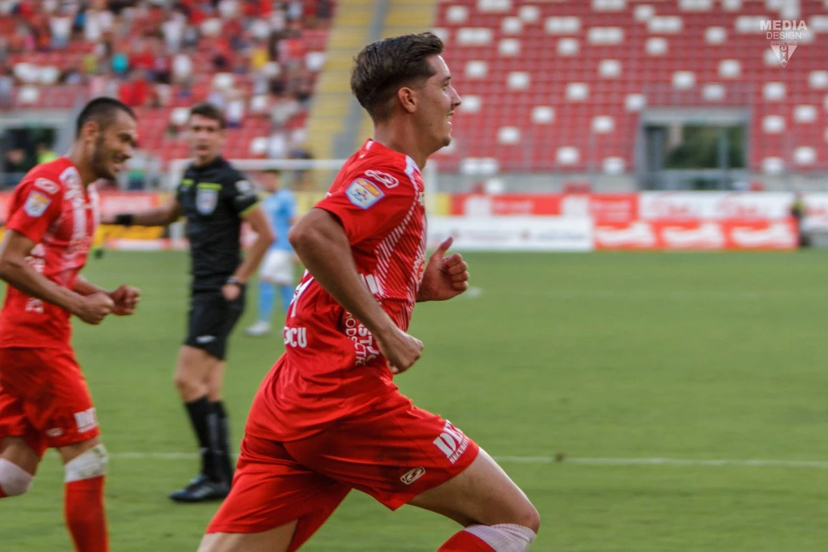 Timişoreanul Miculescu poate deveni cel mai scump transfer al UTA-ei: arădenii ar fi refuzat oferta de 600 de mii de euro de la FCSB!