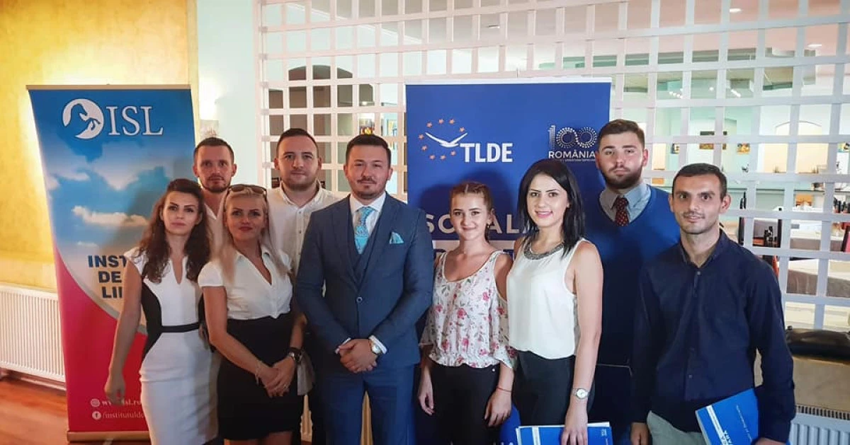TLDE, prezenți la Școala Politică de Vară de la Mamaia. Tăriceanu a fost alături de ei