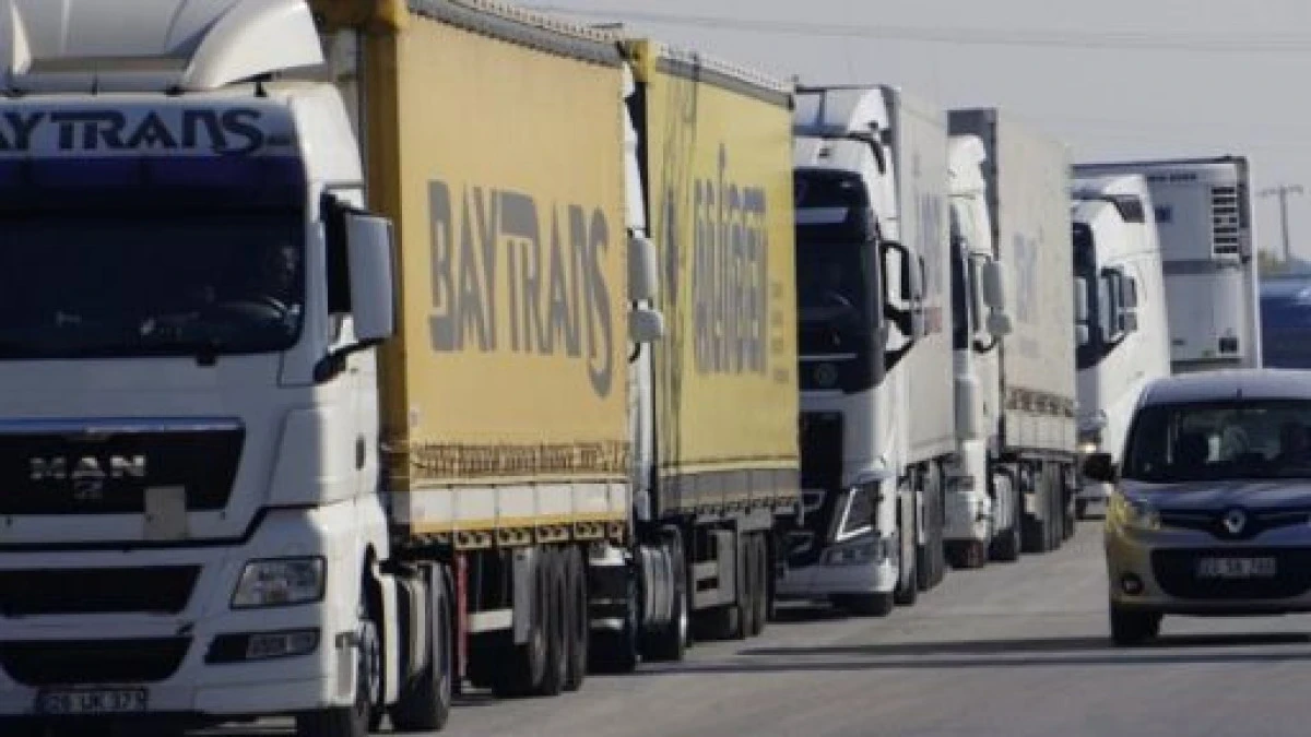 TollRo intră în vigoare de la 1 octombrie. Transportatorii cer amânarea amenzilor