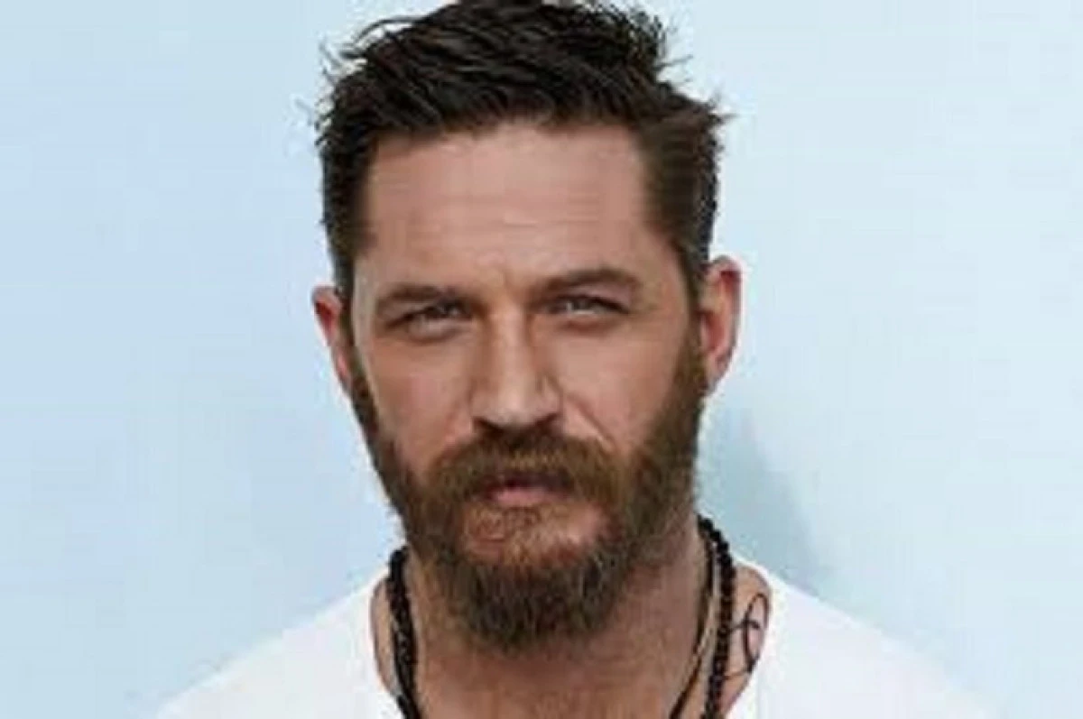 Tom Hardy, tată pentru a treia oară