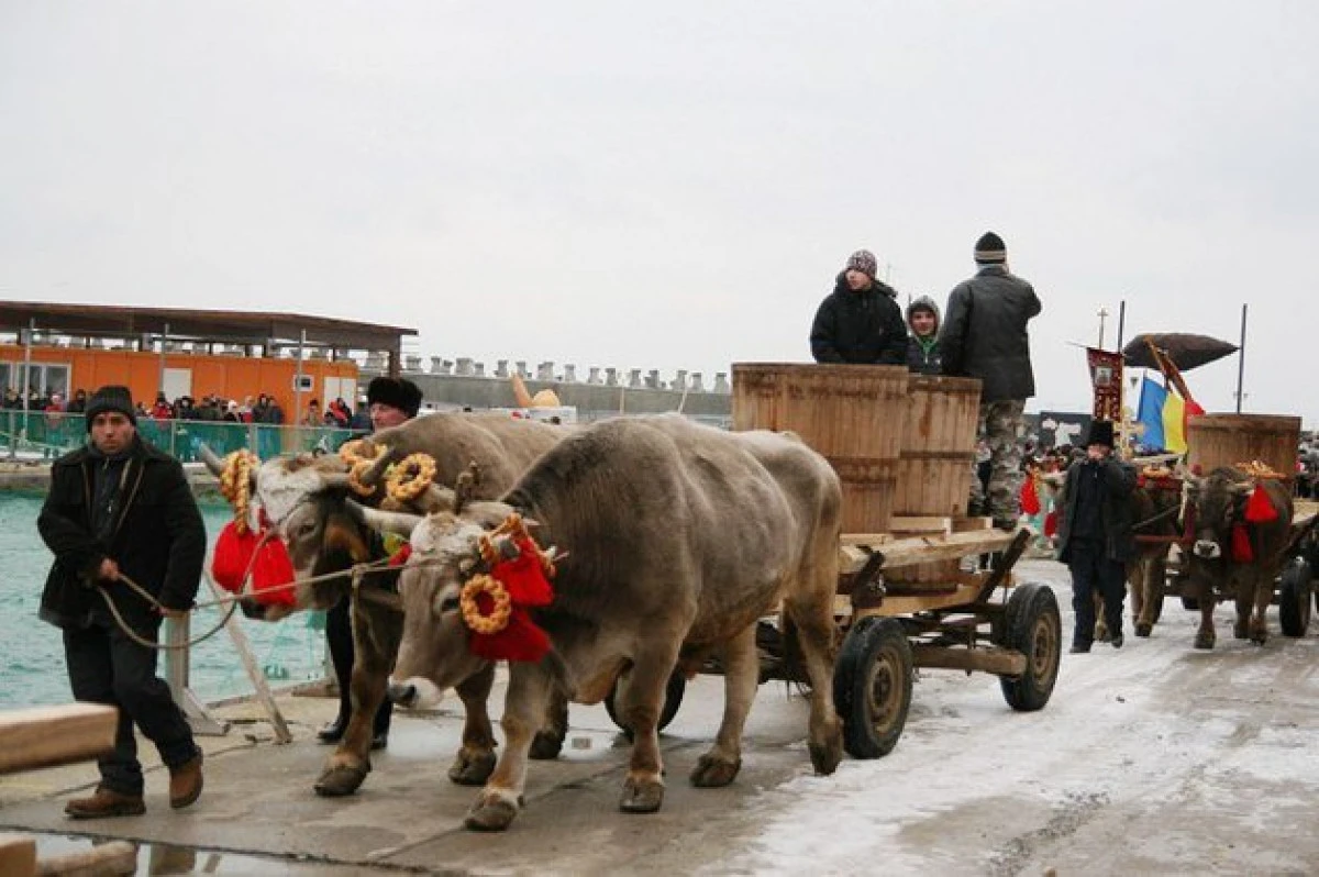 Tradiții și obiceiuri de Bobotează