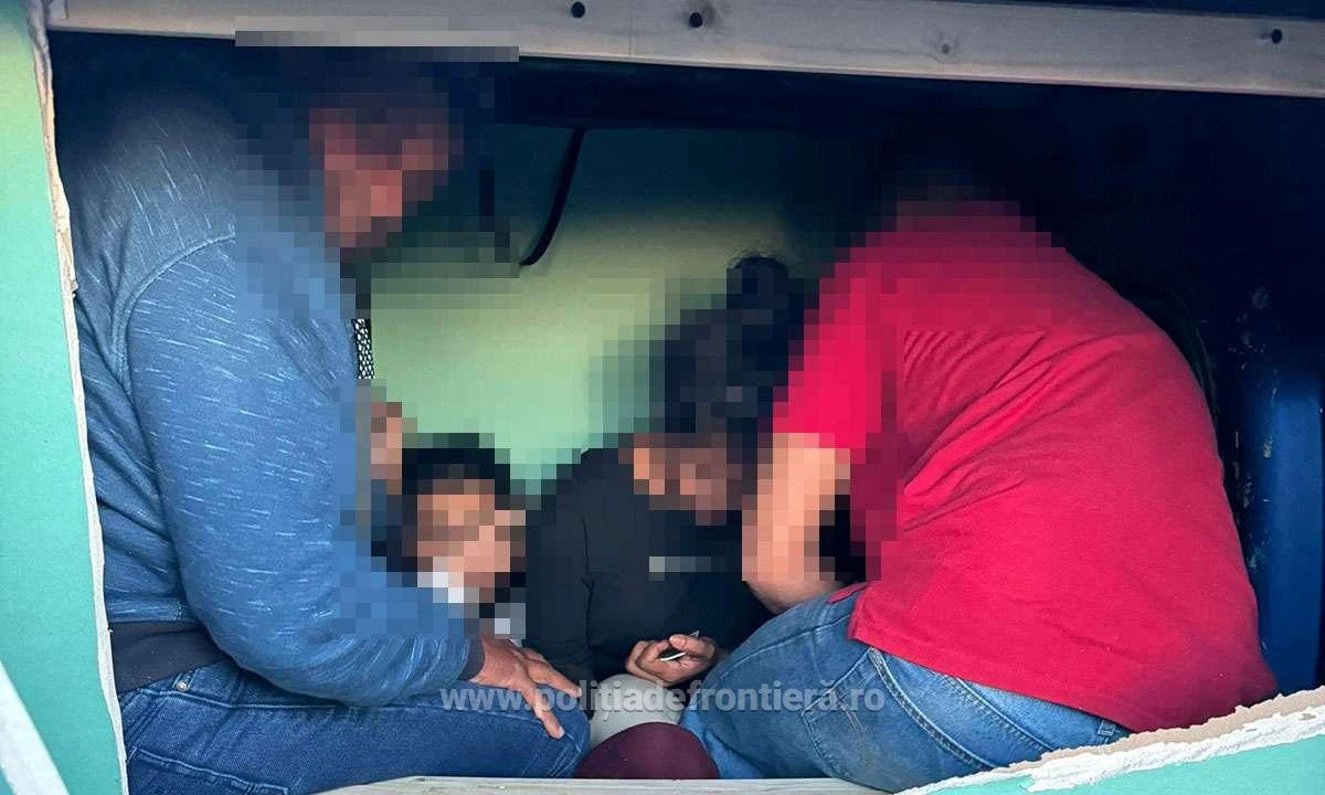 Trafic de migranți la Nădlac. Nouă cetățeni străini, depistați ascunși în două mijloace de transport