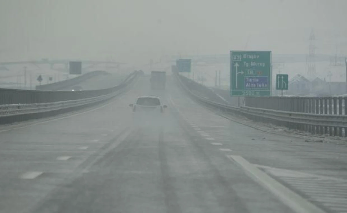 TRAFIC INGREUNAT PE AUTOSTRADA ARAD - TIMISOARA, DIN CAUZA CETII