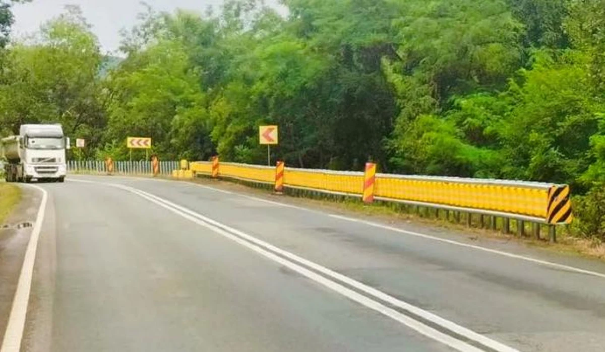 Traficul pe DN 7 a fost reluat în zona Conop-Odvoș