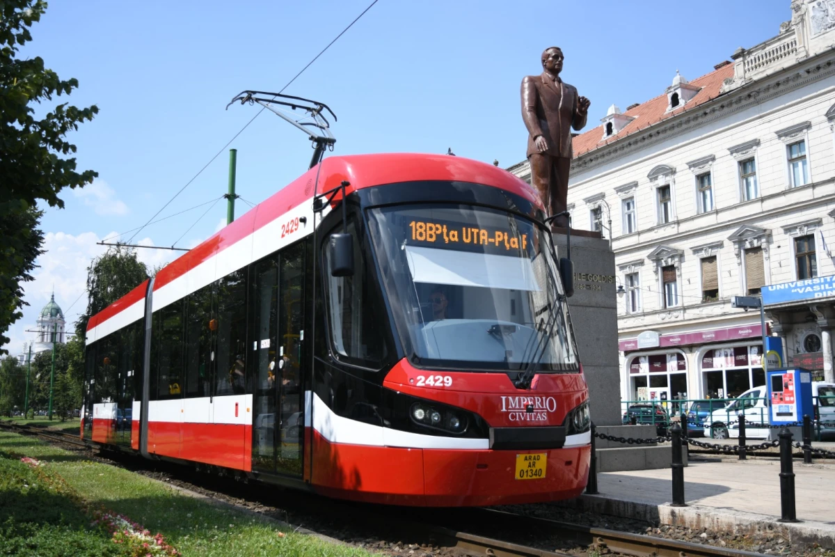Tramvaiele vor circula cu restricții în Arad de Ziua Eroilor. Mai multe linii își modifică traseul