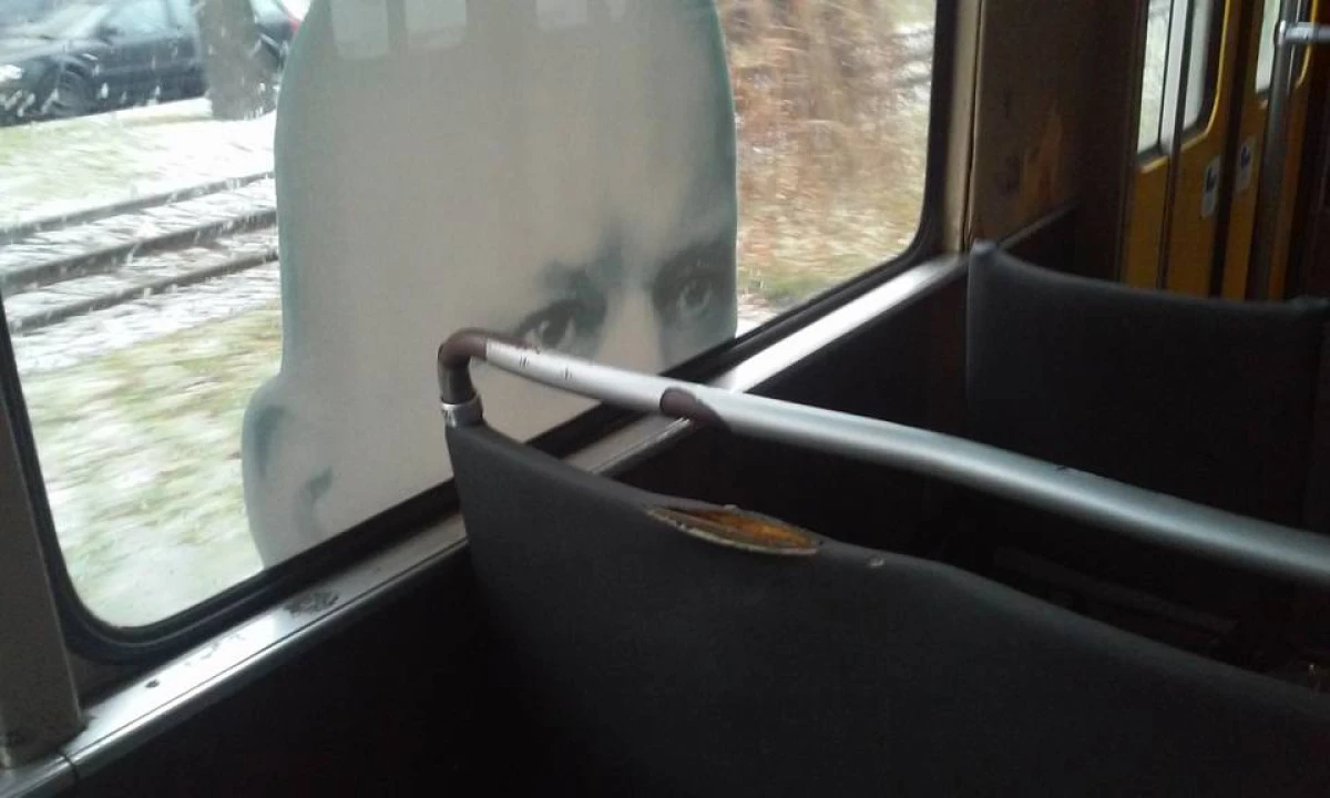 Tramvaiul Centenarului oferă condiţii improprii pentru călători