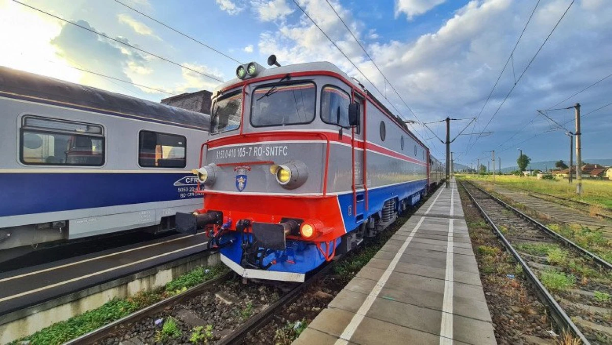 Transbordare auto între staţiile feroviare Simeria - Săvârşin, până în 23 februarie