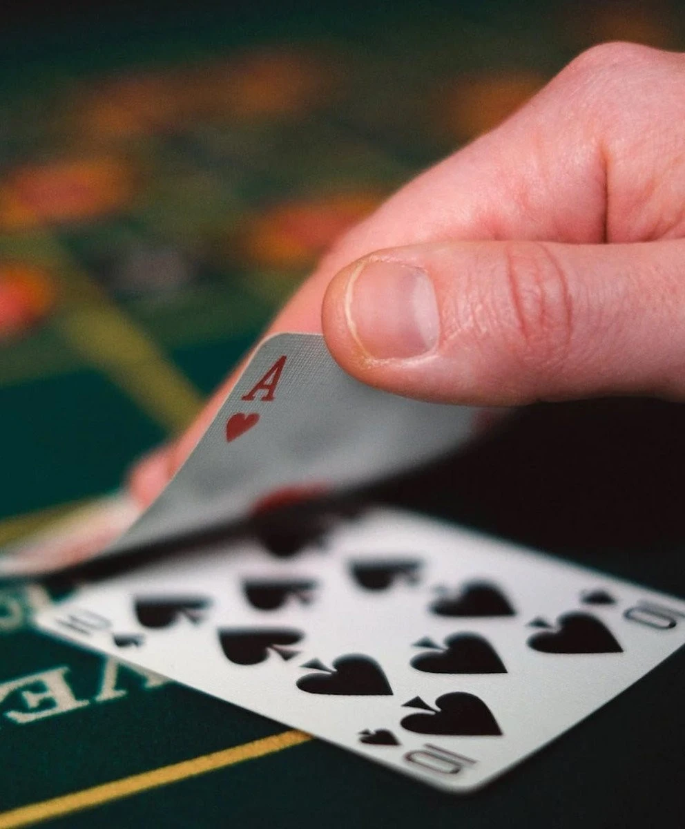 Trăsături și abilități ale jucătorilor de poker