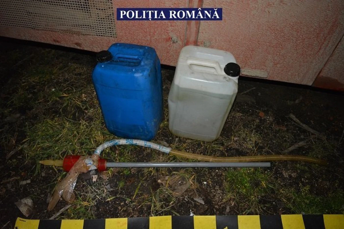 Trei arădeni, prinși după ce au furat motorină din rezervorul unui autobuz