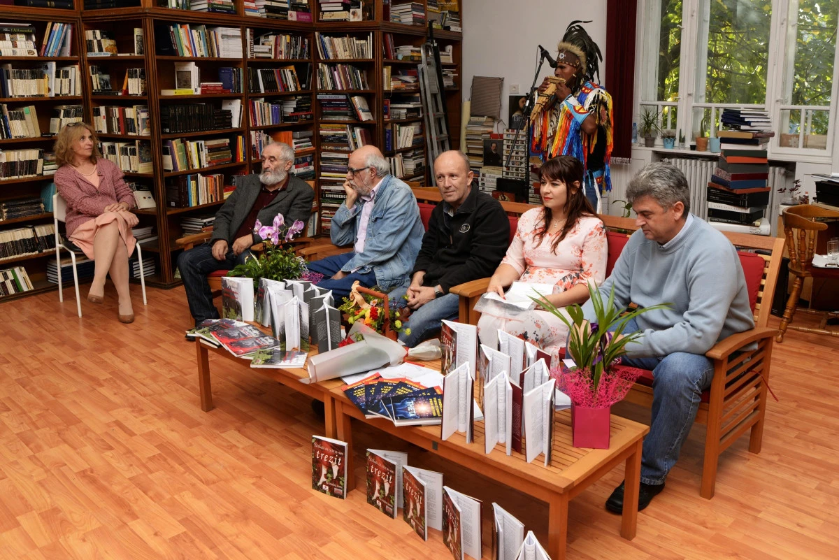 Trei cărți, doi autori și o singură pasiune, aceea pentru cuvântul scris