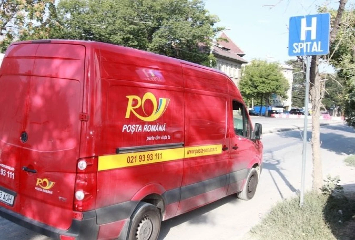 Trei foști angajați ai Poștei din Arad, condamnați după ce s-au furat banii de pensii