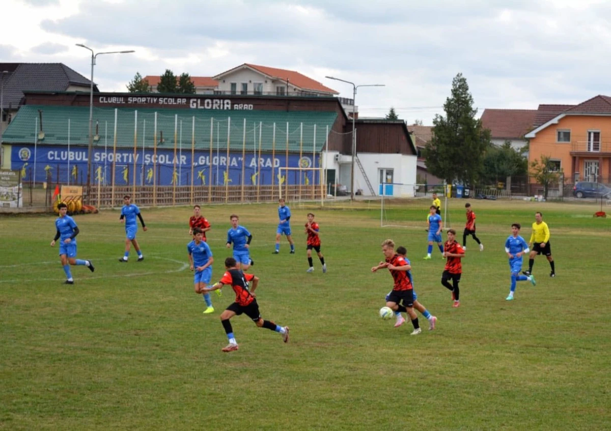 Trei victorii obținute de echipele Gloriei Arad în campionatele juvenile de fotbal
