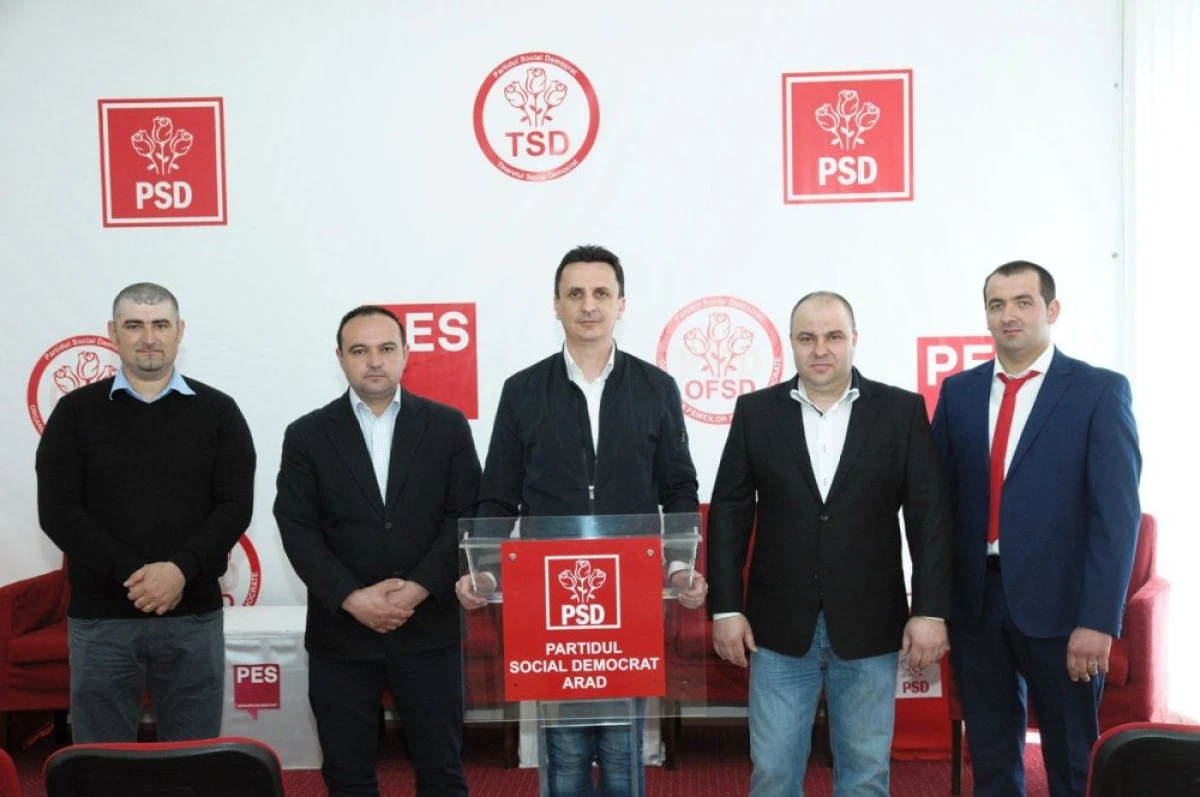 TRIPA: FALCĂ A AJUNS SĂ CAUTE CONSILIERI PESTE HOTARE