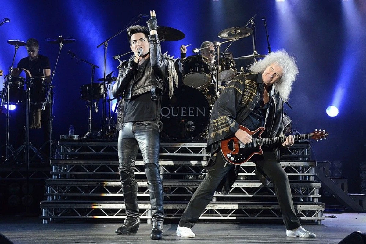 TRUPA QUEEN SI ADAM LAMBERT VOR CONCERTA VARA VIITOARE LA BUCURESTI