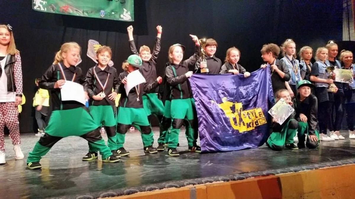 TRUPA X-STYLE KIDS ARAD, LOCUL I LA CONCURSUL „BOUNCE 2015“, DE LA SATU MARE
