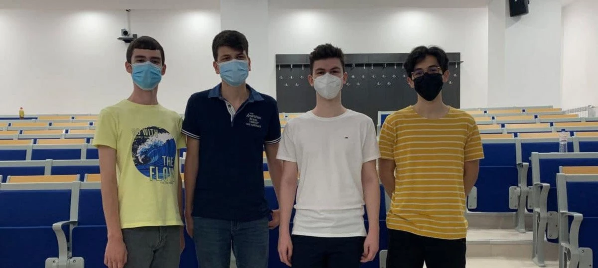 Tudor Lile, elevul de 10 al lui „Moise Nicoară", a obținut medalia de aur în Japonia