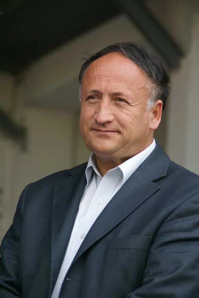 TUDOR PENDIUC SI TREI OAMENI DE AFACERI, ARESTATI PREVENTIV.FIICA PRIMARULUI, CERCETATA SUB CONTROL JUDICIAR