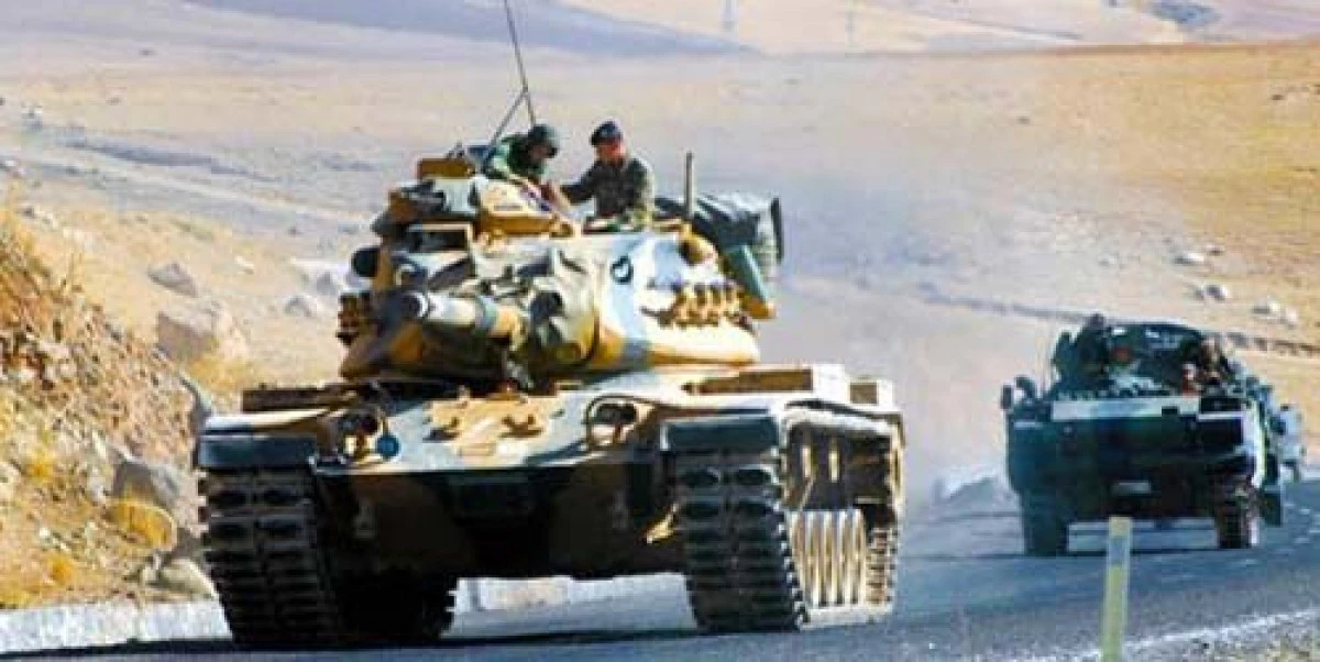 TURCIA A INTRAT CU TANCURILE ÎN SIRIA