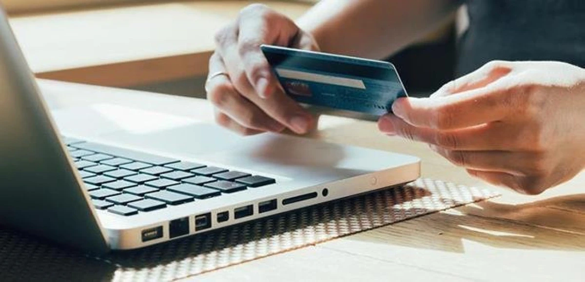 UE intenţionează să impună noi reguli pentru a accelera adoptarea sistemului de plăţi instant