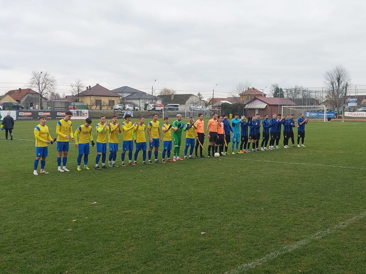 Ultima etapă din acest an, în Liga a III-a! Meciuri capitale în lupta la play-off pentru Pecica și Viitorul