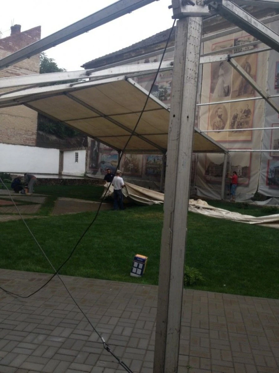 ULTIMELE PREGATIRI INAINTEA NOII STAGIUNI LA TEATRUL DE VARA
