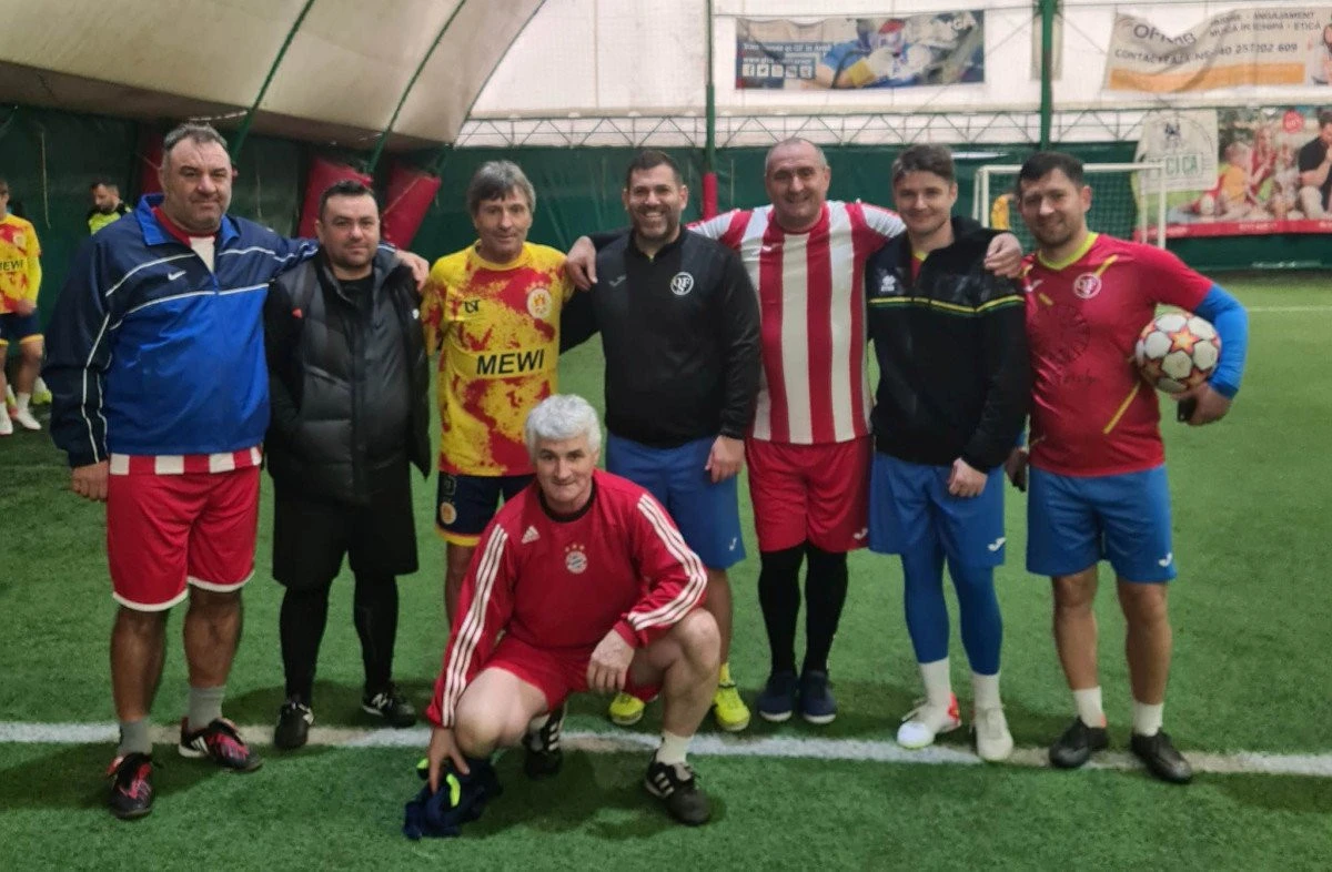 Ultimul turneu de minifotbal al anului a avut scop caritabil, la baza DeSavoia