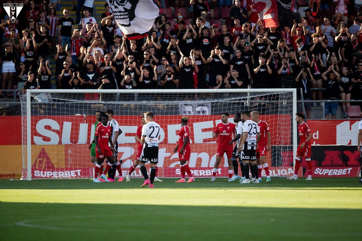 Ultrașii utiști, pe urmele „Grobarilor” lui Partizan Belgrad! Există o singură diferență