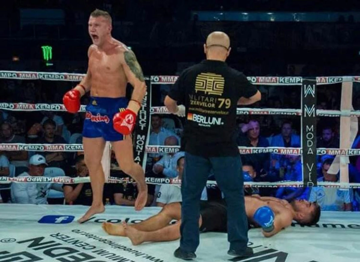 Un arădean a luat centura la Colloseum Tournament
