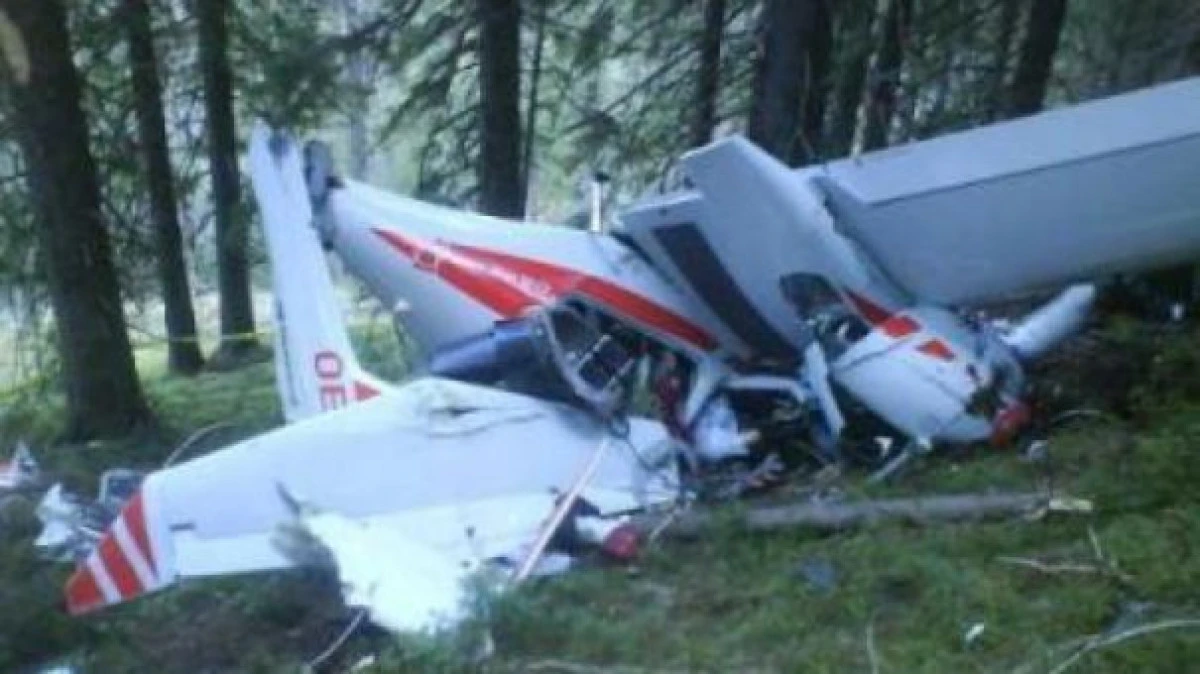 UN AVION UTILITAR S-A PRABUSIT IN JUDETUL BRAILA. DOUA PERSOANE AU FOST RANITE