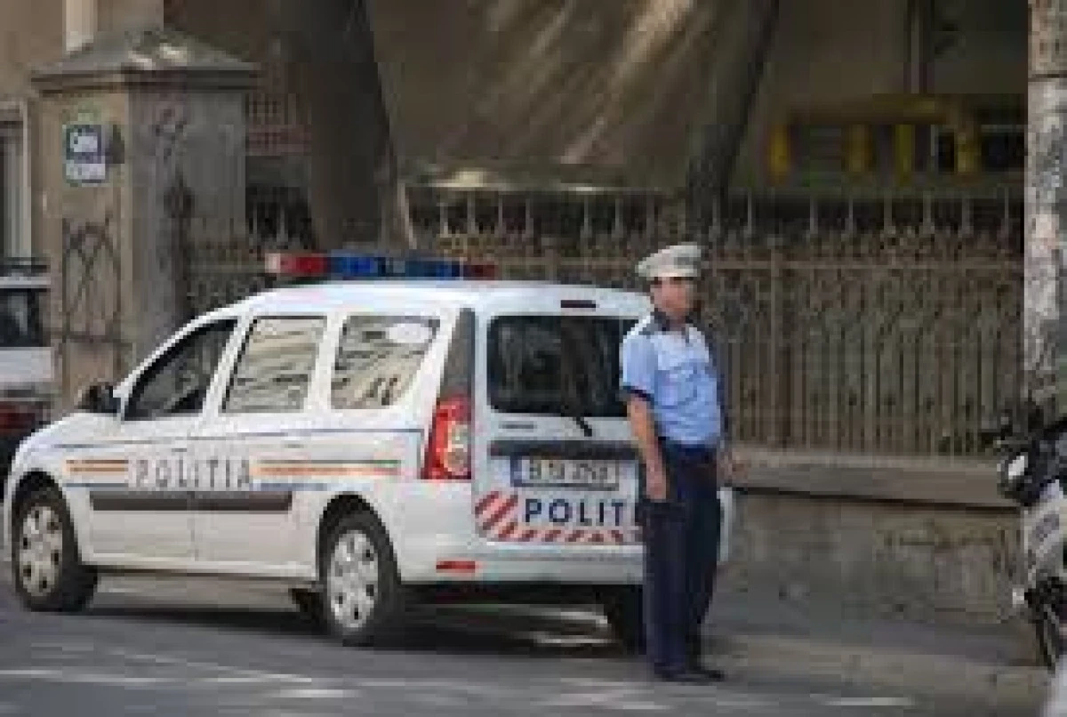 UN BARBAT A FOST DEPISTAT DE POLITISTI DUPA CE CONDUCEA UN AUTOTURISM NEINMATRICULAT