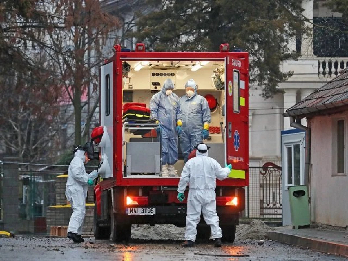 Un bărbat din Sântana, care trebuia să fie izolat la domiciliu, se plimba prin Germania