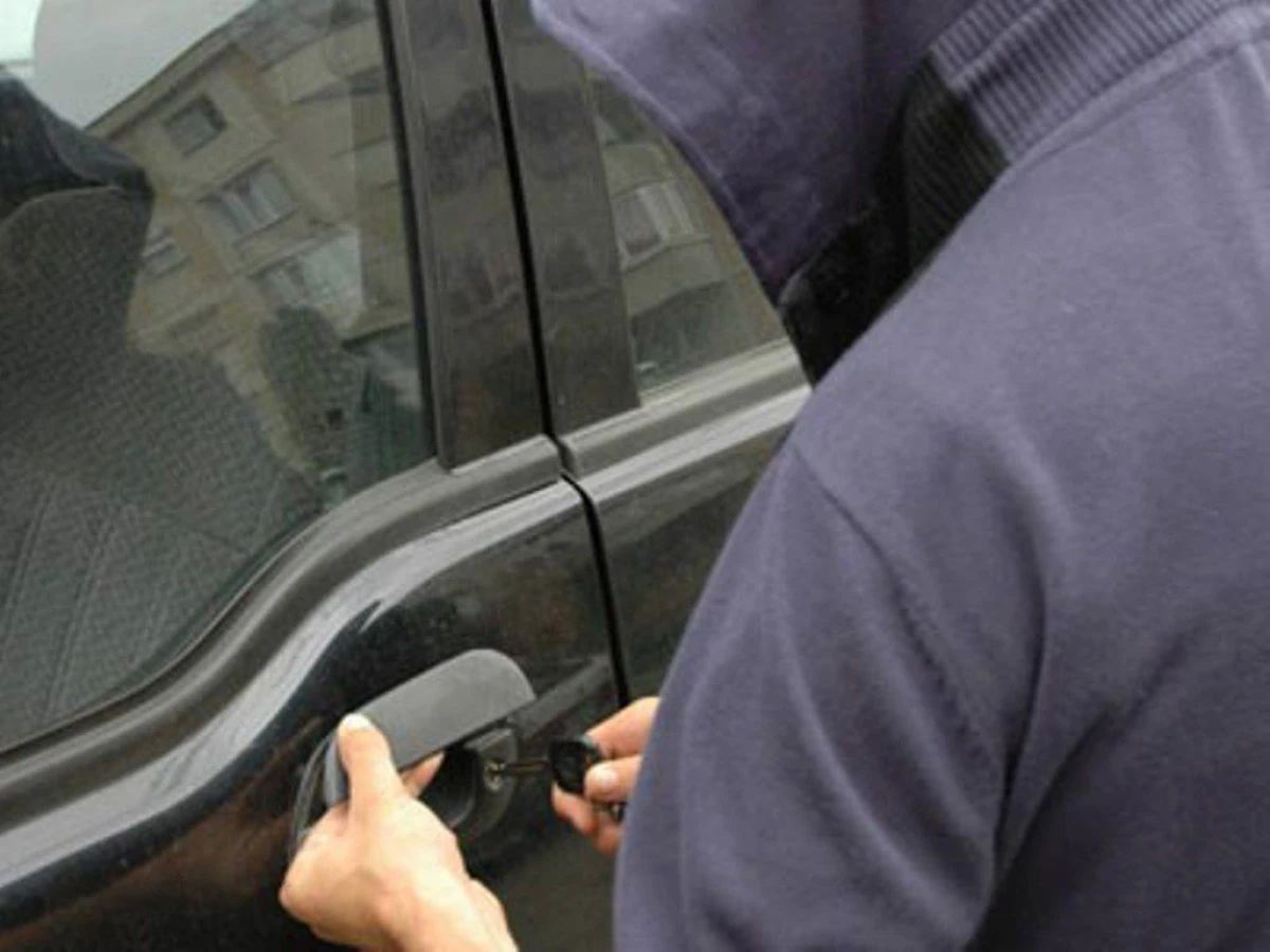 UN BARBAT ESTE CERCETAT PENAL PENTRU FURT