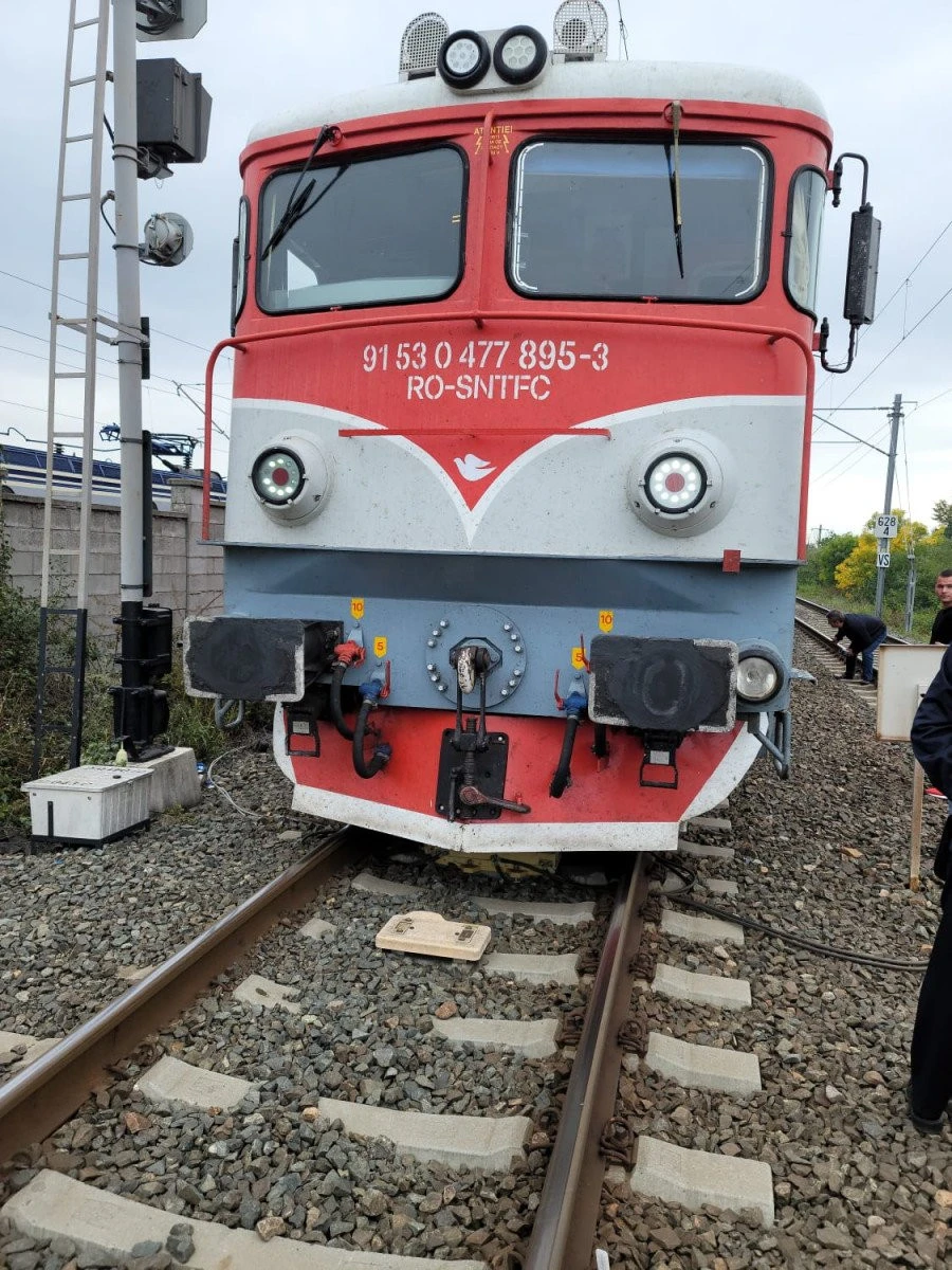 Un biciclist și-a pierdut viața, la Sântana, după ce a fost lovit de tren